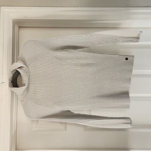 Merino Wool Turtle Neck sweater
